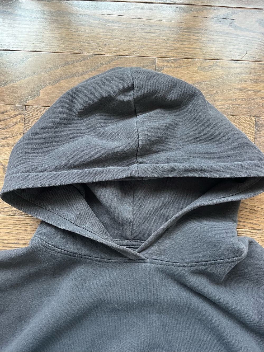 divided h&m boxy fit off-black hoodie - Picture 3 of 4